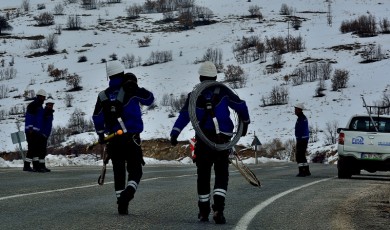 Fırat EDAŞ'tan Kesintisiz Enerji Sözü: 589 Personel Ve 200 Araç Kışa Hazır