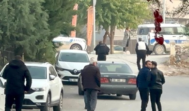 Gerilim Dorukta! Abdulgaffar Mahallesi'nde Sinir Krizi Sonrası Sokağa Giriş Çıkışlar Kapandı