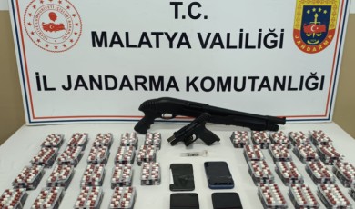 Hap ve Silah Kaçakçıları Yakalandı: Jandarma Uyuşturucu Ticareti Ağını Çökertti!