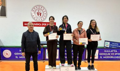Masada Heyecan Dorukta: İlginin Yoğun Olduğu Masa Tenisi Turnuvasında En İyi Dört İsim Belli Oldu