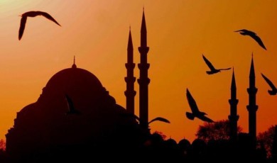 Recep Ayı Ne Zaman Başlayacak? İşte 2026 Yılının Tüm Mübarek Günleri