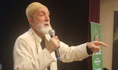 Sahabe Örnekleri Malatya'da Anlatıldı! 'Musab Bin Ümeyr Elbisesiz Kaldı Ama Yesrib'i Fethetti'