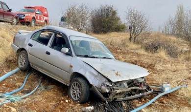 Şarampole Uçan Otomobilde Dehşet Anları: Söğüt Mahallesi'nde Trafik Kazası