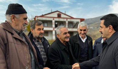 Başkan Bayram Taşkın Çolaklı Mahallesi Sakinleriyle Bir Araya Gelerek Sorunları Yerinde Dinledi