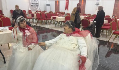 Darende'de Gönül Köprüsü Kuruldu: Engelli Kardeşlerin Gelinlik Hayali Gerçek Oldu