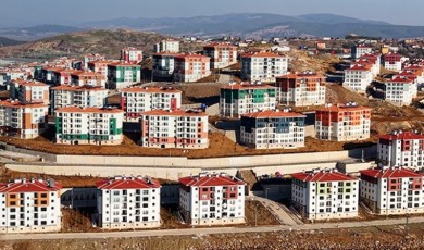 Deprem Mağduru Öksüz Çocukların Geleceği Medeni Kanun Güvencesiyle Devlet Eliyle Kuruluyor