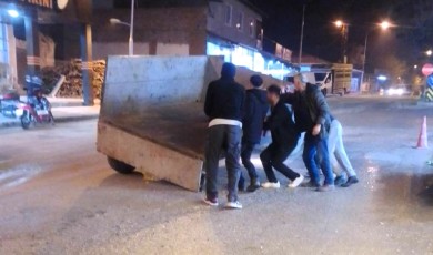 Dilek Mahallesi Sakinleri Hayati Tehlike Altında: İdarecilere Tepki!