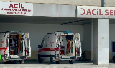 Kale'de Silahlar Çekildi! 3 Kişi Yaralandı, 5 Şüpheli Gözaltında!