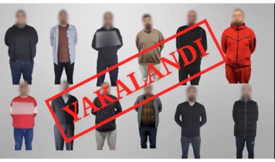 Kırmızı Bültenle Aranan 12 Firari, 4 Ülkeden Türkiye'ye Getirildi: Kaçışları Kısa Sürdü