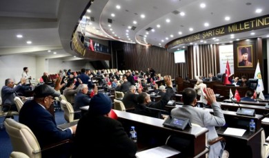 Malatya Büyükşehir Belediye Meclisinde İki İlçeye Ek Bütçe Onayı Çıktı