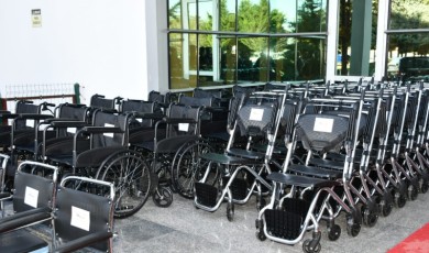 Malatya Girişimci İş İnsanları Derneği Hastaneye Elli Adet Tekerlekli Sandalye Bağışladı