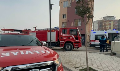 Malatya'da Ocakta Unutulan Yemek Evi Yakıyordu: Anne Ve İki Çocuğu Son Anda Kurtarıldı
