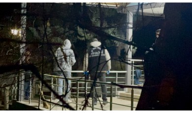 Malatya’daki Bağ Evinde Dehşet Anları: Silahla Oynayan Genç Arkadaşını Yaraladı