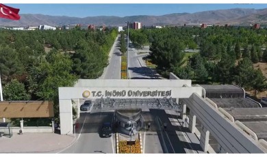 Üniversitede Şok Eden Kavga: Omuz Atma Tartışması Maket Bıçaklı Yaralamayla Bitti!