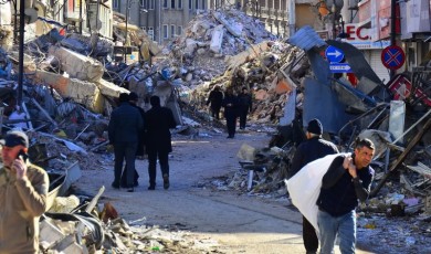 Alişan HAYIRLI / Deprem Bize Neyi Öğretiyor?