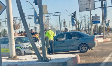 Ankara Kara Yolunda İki Otomobil Çarpıştı: Yaralılar Var