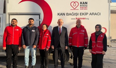 Bir Kan Bir Can Diyerek Sıraya Girdiler: Kaymakamlık ve Kızılay El Ele