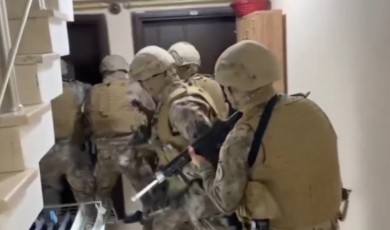 Çocukları Suça Sürükleyen Çeteye Darbe: Elebaşı Yurt Dışında Yakalananlar ise Hücrede