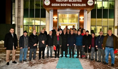 Demiri Sabırla İşleyen Ellere Ellinci Yıl Onuru...