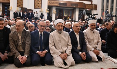Diyanet İşleri Başkanı Arpaguş Miraç Gecesinde Umut Mesajı Verdi