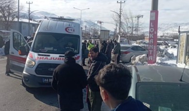 Erkenek Mahallesi'nde Kar Nedeniyle Kayarak Düşen Çocuğa Beton Mikseri Çarptı