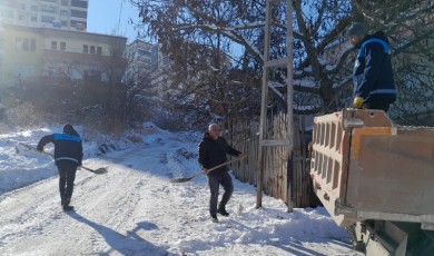 Kar Ve Don Etkisini Artırırken Belediye Ekipleri Ulaşım Güvenliği İçin Sahada