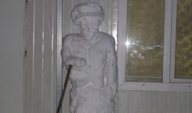 Malatya Sokaklarında Tartışmalı Sanat: Kardan Heykel Mi Yoksa İnanca Aykırı Bir Figür Mü?