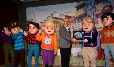Miniklerin Karne Hediyesi Battalgazi Belediyesi’nden...