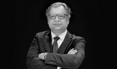 Murat ÇETİN / Seddar Yavuz Çıktı, Müfredat Sustu