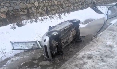 Tecde'de Kontrolden Çıkan Araç Kanala Düştü! Sürücü ise...