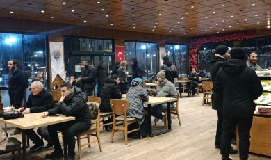 Tipi Yolları Kapattı: Belediye Misafirlerini Ağırladı
