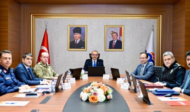 Vali Seddar Yavuz Başkanlığında Güvenlik Zirvesi: Suçlulara Göz Açtırılmadı