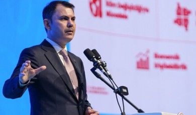 Bakan Kurum Tüm Belediyeleri Elini Taşın Altına Koymaya Çağırdı
