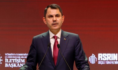 Bakan Murat Kurum'dan Özgür Özel'e Çöp Konteyneri Tepkisi: "Ayrıştırıcı Siyaset Milletin Huzuruna Zarar Veriyor"
