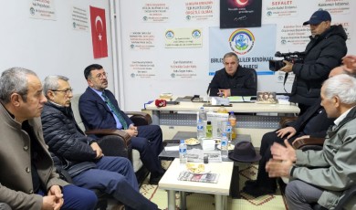 Emekli Maaşları Enflasyon Karşısında Bir Ayda Bin Lira Kaybetti