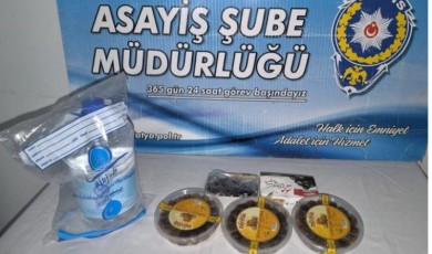 Geçici Ticaret Merkezinde Zemzem ve Hurma Çalan Hırsızlar Kıskıvrak Yakalandı