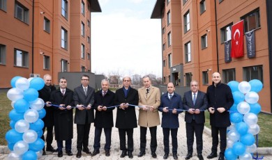 İş Bankası Malatya’da Çalışanları İçin İnşa Ettiği Konutları Teslim Etti