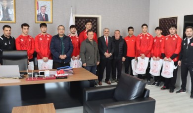 Minderin Genç Aslanları Türkiye Şampiyonalarından Madalyalarla Döndü