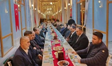 Tarihi Yusuf Paşa Bedesteni’nde Vefa Ve Minnet Sofrası Kuruldu