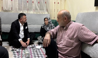 Veli Ağbaba Hidayet Mahallesi Sakinleriyle Aynı İftar Sofrasında Buluştu