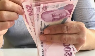 YENİ ARTIŞ ORANI: EMEKLİ BAYRAM İKRAMİYESİ 2026 ne kadar, belli oldu mu? Bu yıl bayram ikramiyeleri kaç TL olacak? Emekli Bayram ikramiyesi zam oranı yüzde kaç olacak?