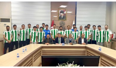 Yeşil Beyazlılarda İmza Günü... Yeni Transferler Kamuoyuna Tanıtıldı