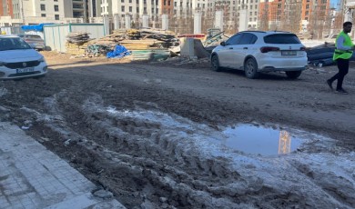 Fuzuli Caddesi’nde Altyapı Çilesi Bitmiyor: Bir Haftadır Elektrik Verilmeyen İşletmeler Kepenk Kapatıyor