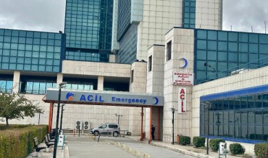 Genç Kızın İlaçla Yaşamına Son Verme Girişimi Yurdu Ayağa Kaldırdı