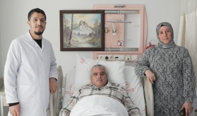Malatya Eğitim ve Araştırma Hastanesinde Riskli Operasyon Başarıyla Tamamlandı