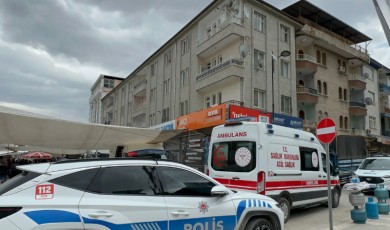 Malatya'da Kuryelik Yapan 17 Yaşındaki Genç Arkadaşlarıyla Kaldığı Evde Ölü Bulundu