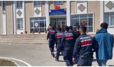 Milyarlarca Liralık Vurgun Yapan Bahis Çetesi Jandarma Kıskacında