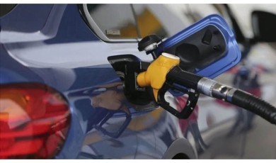 Petrol fiyatları geriledi: Motorine gece yarısından itibaren 5,44 TL indirim yapılacak