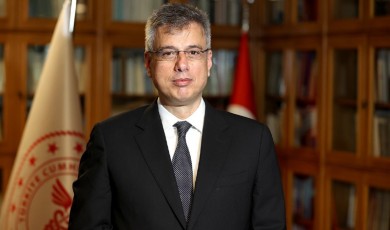 Türkiye Genelinde Yüz Binlerce Sağlık Çalışanı Bayramda Sahada