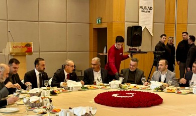 Vali Seddar Yavuz MÜSİAD Üyeleriyle Bir Araya Geldi: Malatya El Ele Yeniden Ayağa Kalkıyor